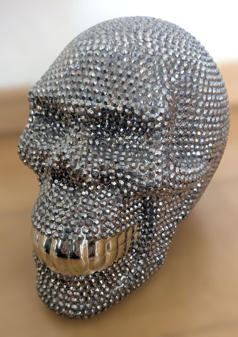 送込美品！KARE廃盤スカルクリスタルシルバー貯金箱スワロフスキードクロ 2026年最新】ドクロ 貯金箱の人気アイテム - メルカリ