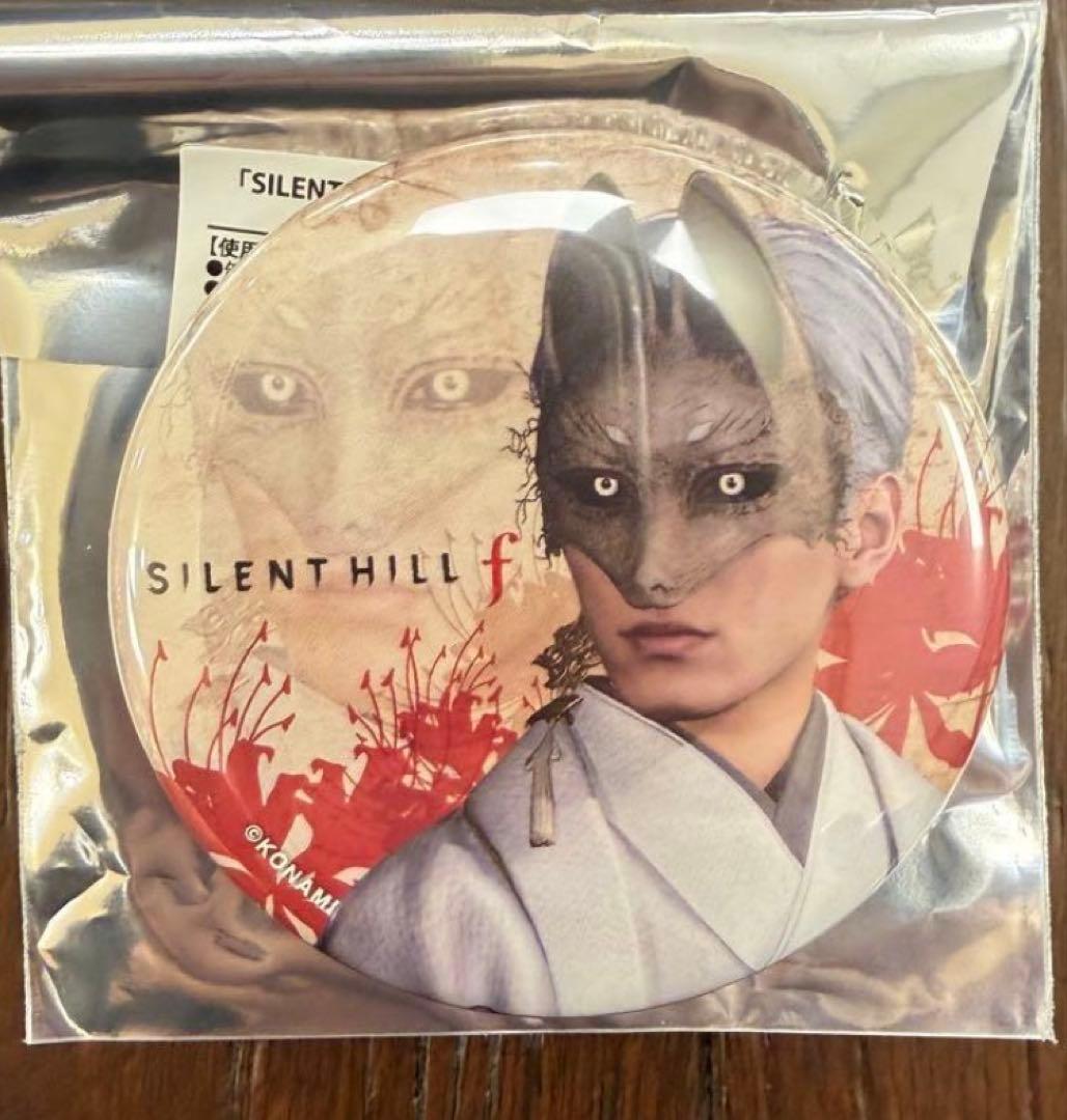 サイレントヒルf 千鶴屋商店 TSUTAYA 缶バッジ 狐面の男 - メルカリ