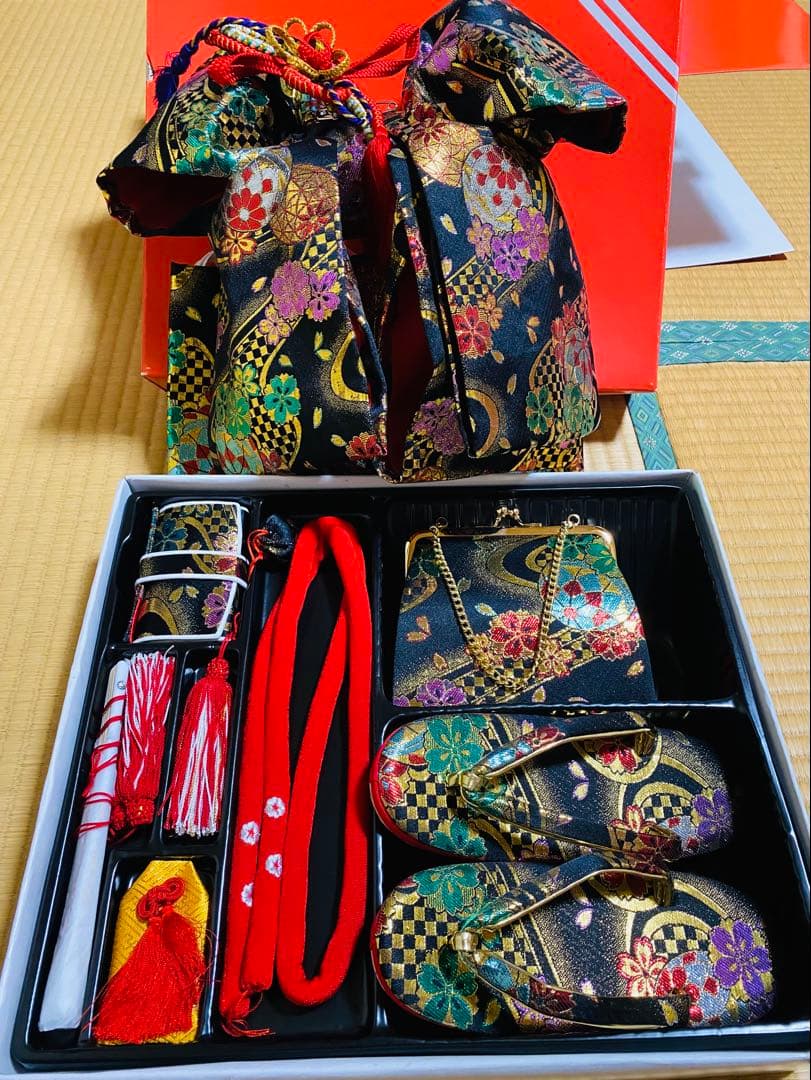 七五三　7歳　作り帯　結び帯　帯　ハコセコセット　黒系　草履　和装バック　超美品 七五三女の子小物 結び帯はこせこ 7点セット 7才 レース ホワイト