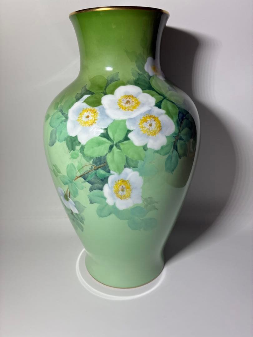 大倉陶園　花瓶 グリーン花柄 大倉陶園 花瓶 グリーン花柄