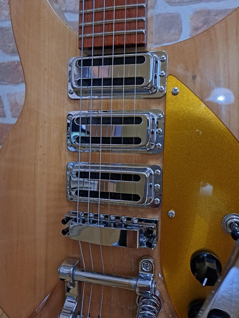 リッケンバッカー325コピーモデル Japan Vintage Greco リッケンバッカー325コピーモデルを解体してみる