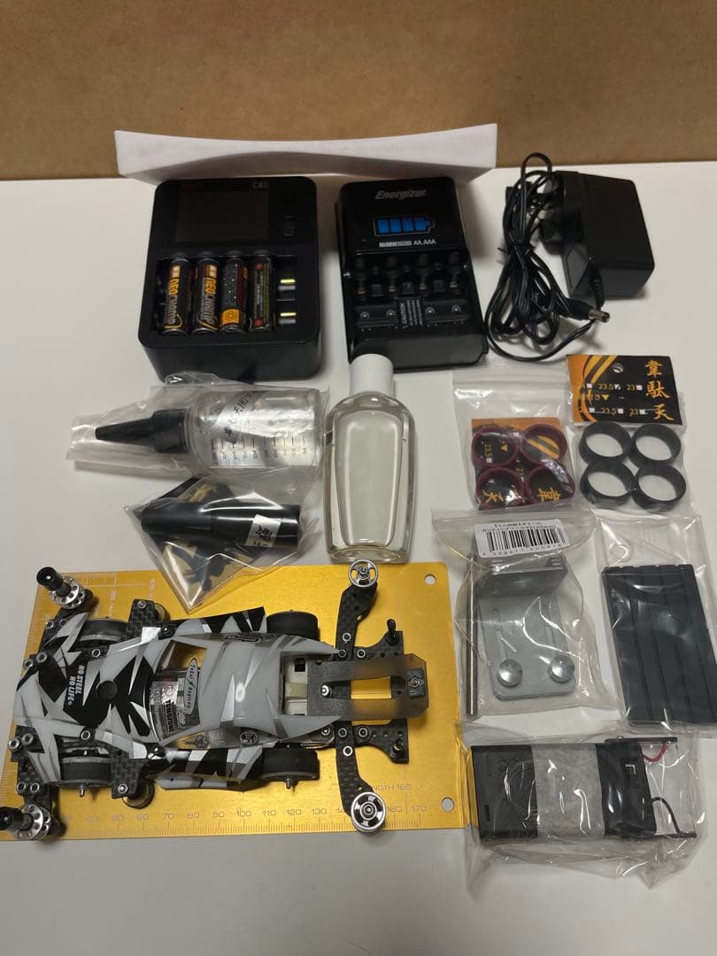 ミニ四駆 まとめ売り MSフレキ フルカーボン 充電器 mini4wd】MSフレキのボディが完成しました！【ミニ四駆】 - YouTube