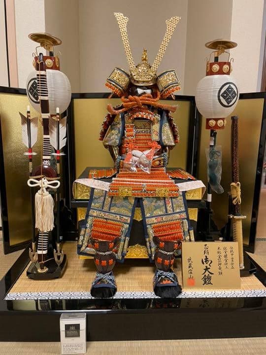 鎧兜　5月人形　兜　金箔 楽天市場】五月人形 久月 鎧平飾り 端午の節句 兜 鎧兜 鎧飾り 家紋