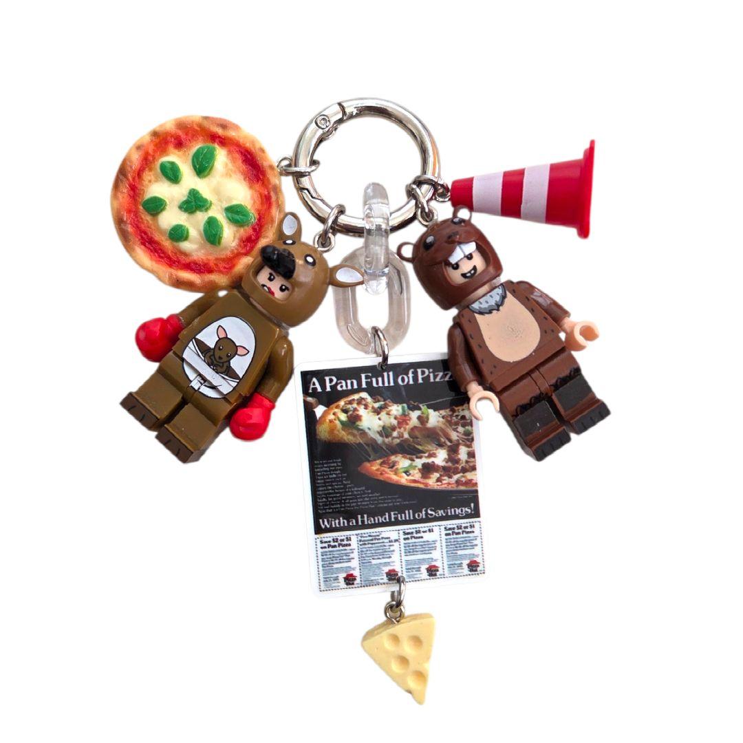 じゃらじゃらキーホルダー ブラウンアニマル - メルカリ