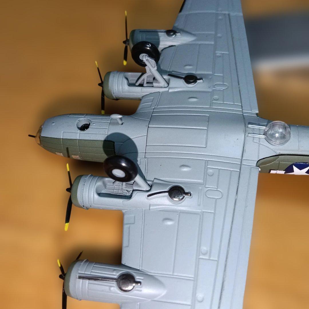 ボーイング B-17 フライングフォートレス（Flying Fortress） - メルカリ