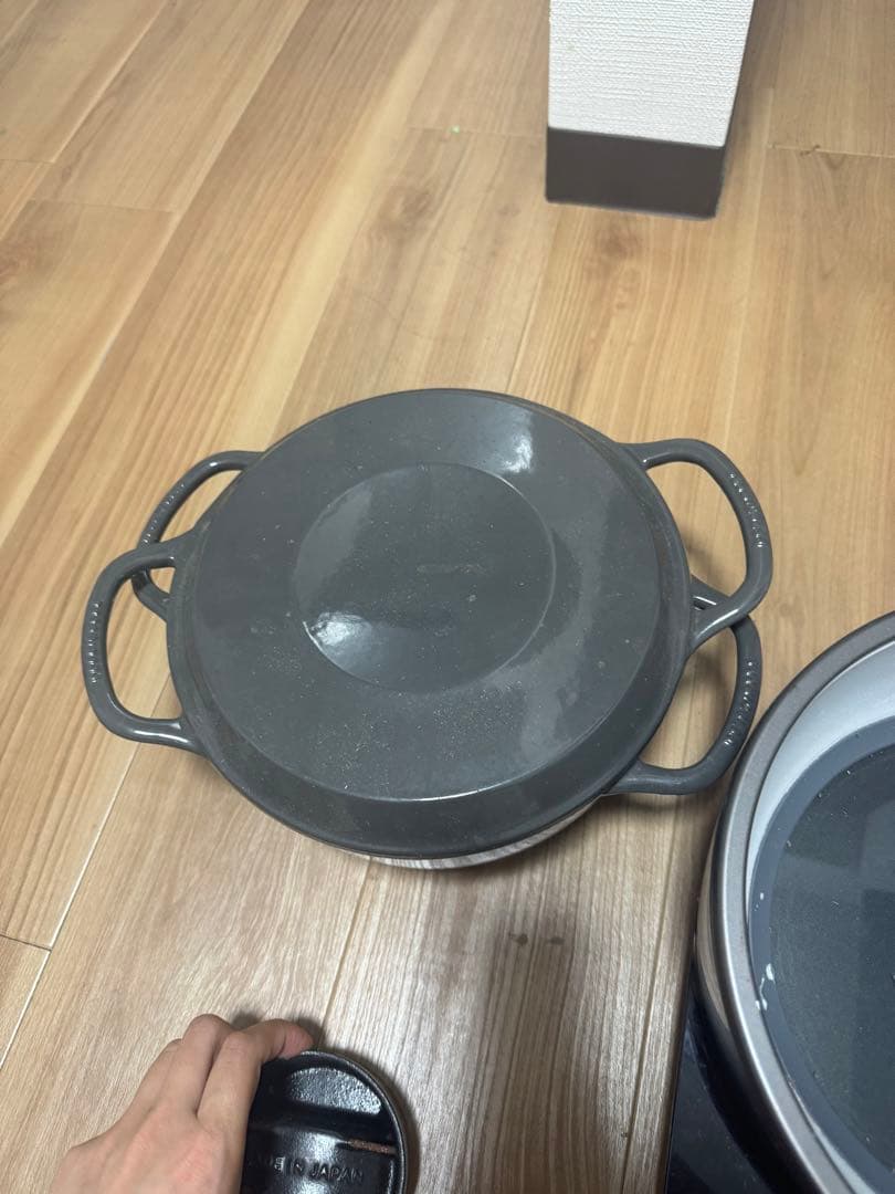 VERMICULAR 鋳鉄鍋 グレー 約24cm バーミキュラ公式オンラインショップ | Vermicular OnlineShop