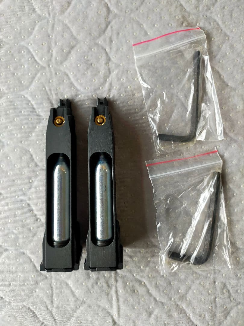 SIG M17 co2マガジン ライラックス タニオコバ BK 2本セット sig-sauer-proforce-m17-black-