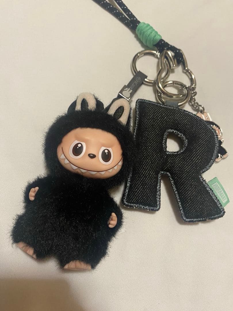 イニシャルラブブR マスコットとチャームのセット　pin for love 楽天市場】ラブブ イニシャル 即日発送 正規品 PIN FOR LOVE A-M PIN