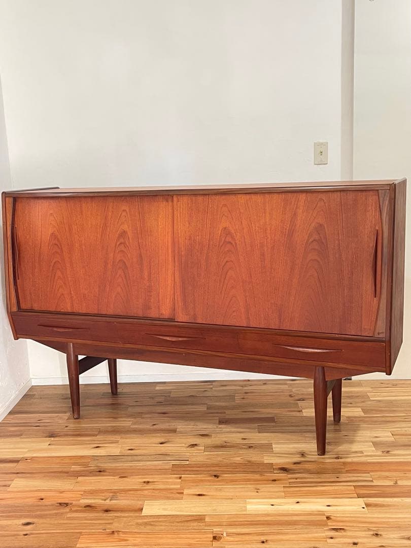 北欧 デンマーク ヴィンテージ チーク オイルフィニッシュ サイドボード デンマーク ヴィンテージ チーク キャビネット/サイドボード 3-62