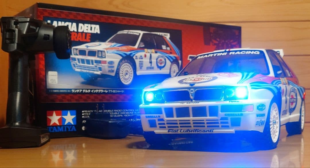 田宮RCランチアデルタインテグラーレLEDライト付＆プロポバッテリ…完成