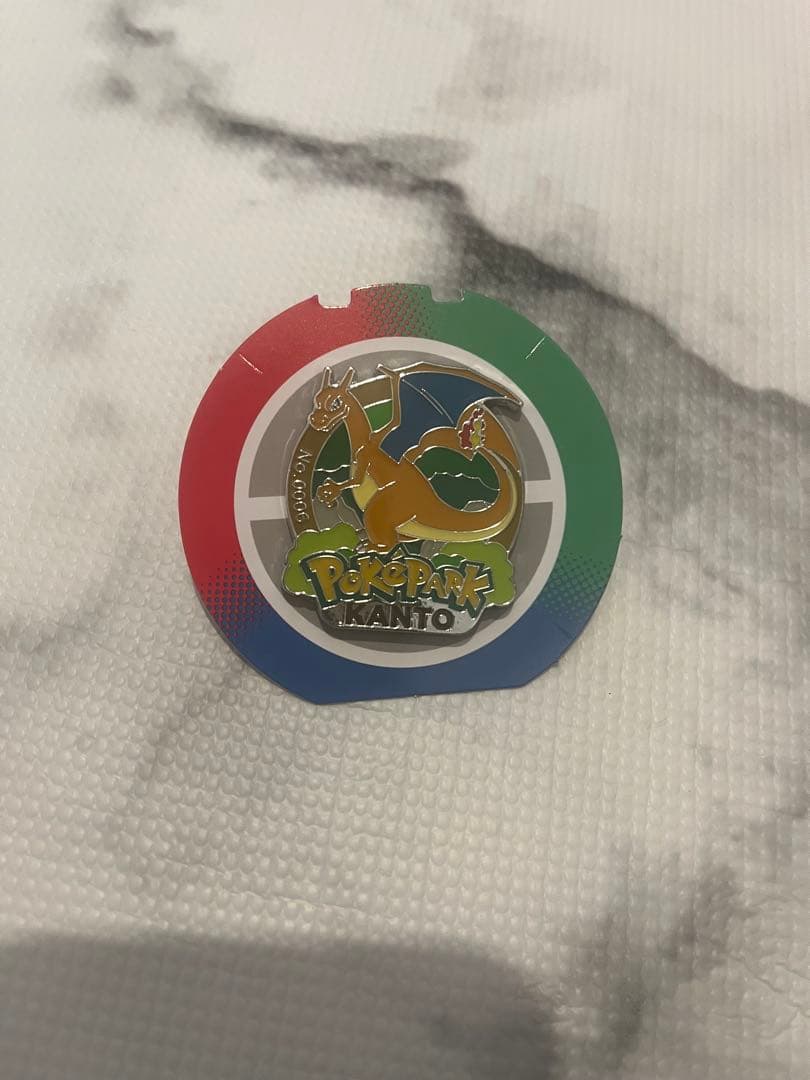 ポケパーク　ピンズ　リザードン ポケパークカントー ピンズ ピンバッジ リザードン - メルカリ