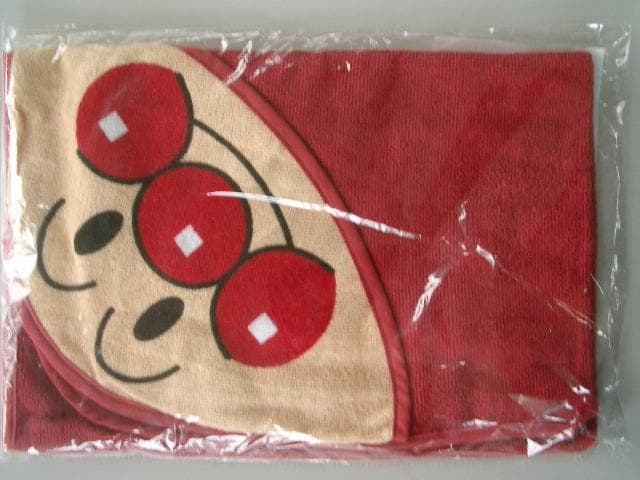 アンパンマン　　オリジナル非売品グッズ　　　フード付きタオル 楽天市場】□在庫限り・入荷なし□変身フード付きタオル アンパンマン