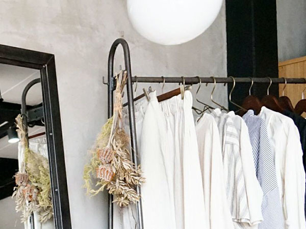 a.depeche iron hanger stand / アデペシュ アイアン ハンガースタンド